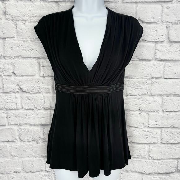 Express Black V-Neck Peplum Sleeveless Top Size S - Picture 1 of 8